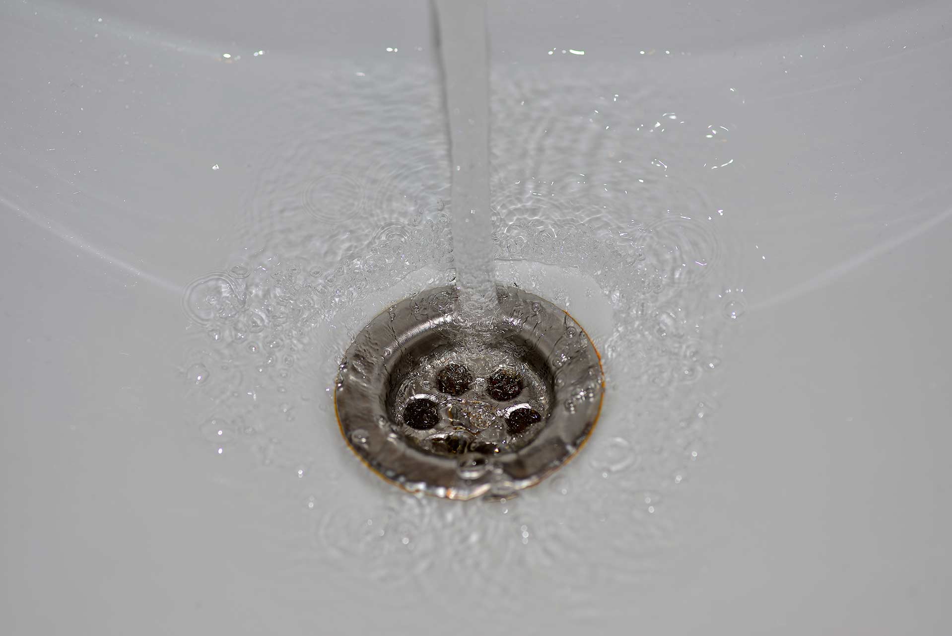 A2B Drains provides services to unblock blocked sinks and drains for properties in Northwood.